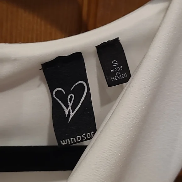 White cross top dress - Picture 7 of 7